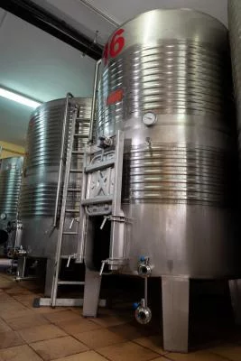 Thumbnail Degustazione di vini presso Bodegas Calvente nella Costa Granadina