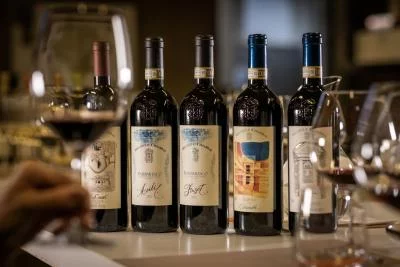 Thumbnail experiencia de cata "Top 5 Crus" en la Bodega Michele Chiarlo