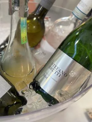 Thumbnail Esperienza di vini spumanti tra il Lago di Garda e Verona alla Cantina Stefano Brutti