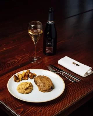 Thumbnail Sabores de la Tierra: Almuerzo en Franciacorta en Tenuta Ambrosini