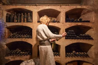 Thumbnail "Oh Romeo, Romeo..." - Cata vertical de vino tinto reserva en Castello di Luzzano