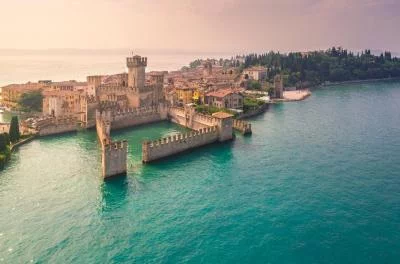 Thumbnail Segelabenteuer mit Burgblick und Weinprobe in Sirmione
