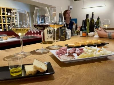 Thumbnail Trieste’s Essence: Wine and Olive Oil Tasting