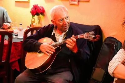 Thumbnail Esperienza musicale di Fado con vino portoghese e stuzzichini