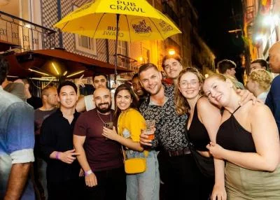 Thumbnail Lisboa: Pub Crawl con Barra Libre, Chupitos y Entrada VIP al Club