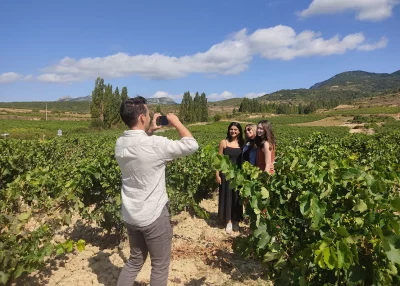 Thumbnail Rioja wine tour: winery and visit to Laguardia from San Sebastian