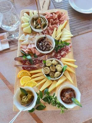 Thumbnail Wine Tasting and Tour with Sardinian Products at Vini Mura in Gallura