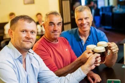 Thumbnail Tour della birra leggendaria di Praga con cena - 3 ore