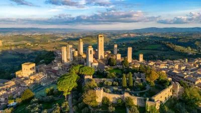 Thumbnail San Gimignano: Der Edle Keller Weinprobe in Poggio ai Laghi