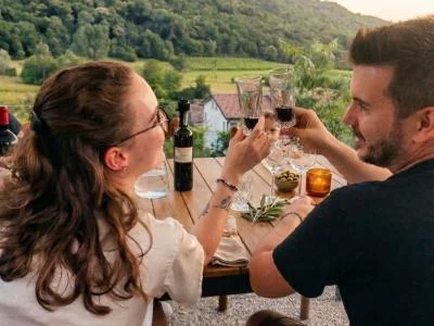 Thumbnail Dal bianco al rosso: Esclusiva wine experience nelle colline del Prosecco