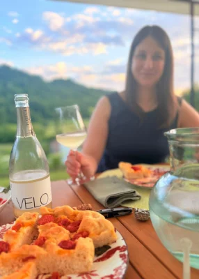 Thumbnail Prosecco, Wein und Panoramablick - Ein exklusives Erlebnis in einem privaten Garten