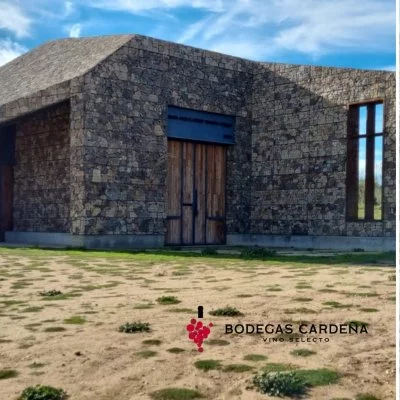 Main image of Bodegas Familia Cardeña (Community of Madrid, Sierra de Gredos)