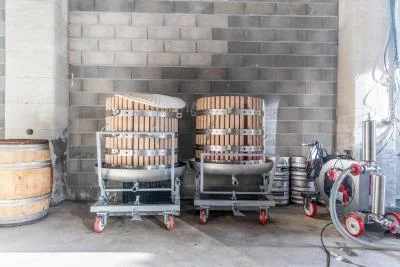 Main image of La Micro Winerie (Bordeaux)